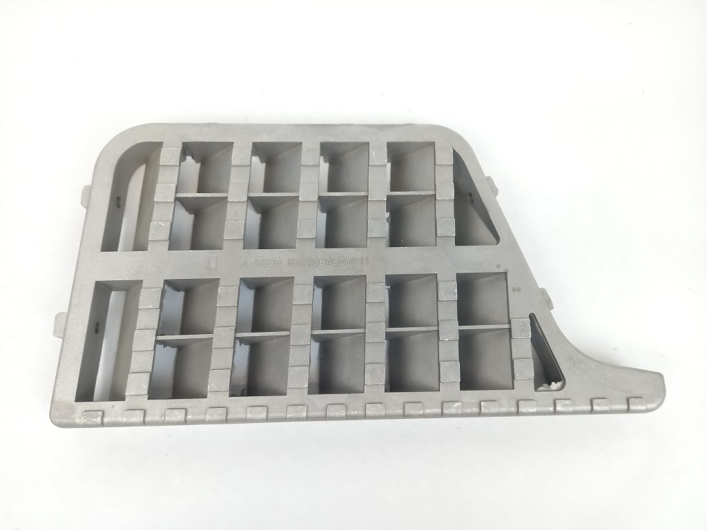 Подножка кабины левая (металл) Фотон 1099/1093 Foton